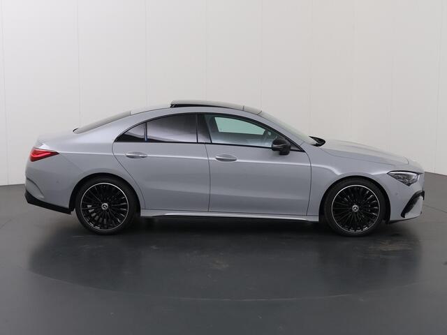 Mercedes-Benz CLA-KLASSE 180 Business Solution AMG | Night | Panoramadak | Multibeam | Sfeerverlichting | Memory |