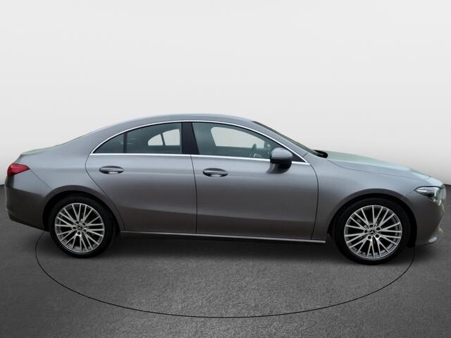 Mercedes-Benz CLA-KLASSE 180 Business Solution Luxury Aut | Sfeerverlichting | 18" MB mul