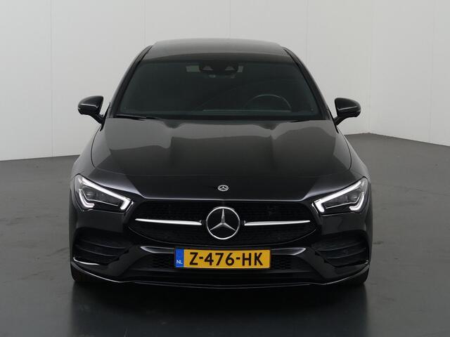 Mercedes-Benz CLA-KLASSE 250 e Premium Plus | AMG | Night | Trekhaak | Panoramadak | Widescreen | Sfeerverlichting | Stoelverwarming |