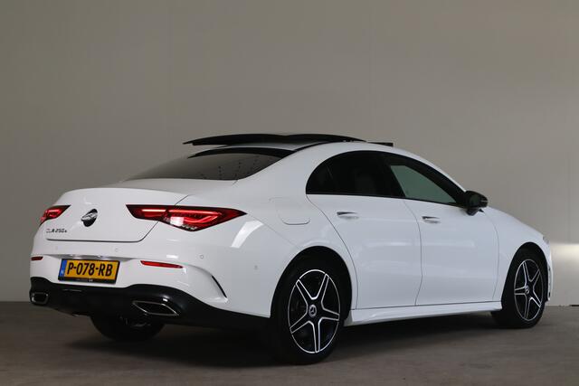 Mercedes-Benz CLA-KLASSE 250 e Business Solution AMG Limited NL-Auto!! Panoramadak I Sfeerverlichting
