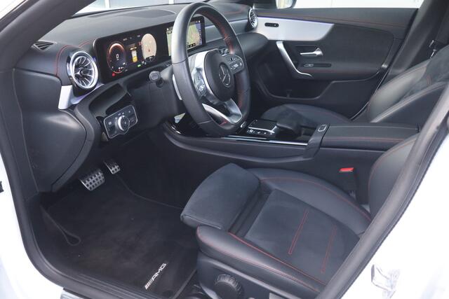 Mercedes-Benz CLA-KLASSE 250 e Business Solution AMG Limited NL-Auto!! Panoramadak I Sfeerverlichting