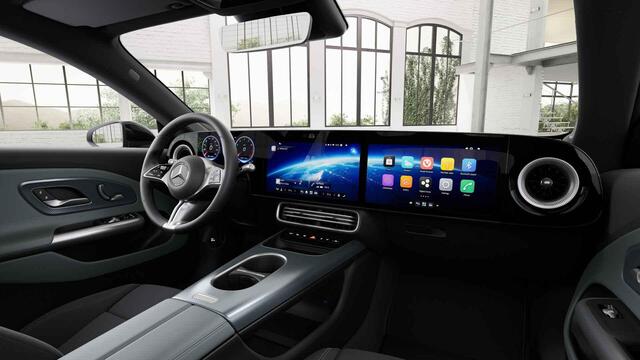 Mercedes-Benz CLA-KLASSE 180 Business Solution Luxury | Premium Pakket | Superscreen | Night Pakket | Panoramadak |
