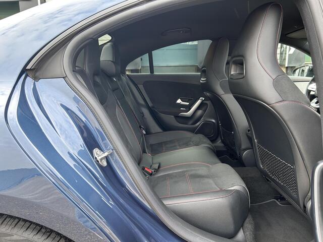 Mercedes-Benz CLA-KLASSE 200 AMG Line | Achteruitrijcamera | Stoelverwarming | Cruise Control
