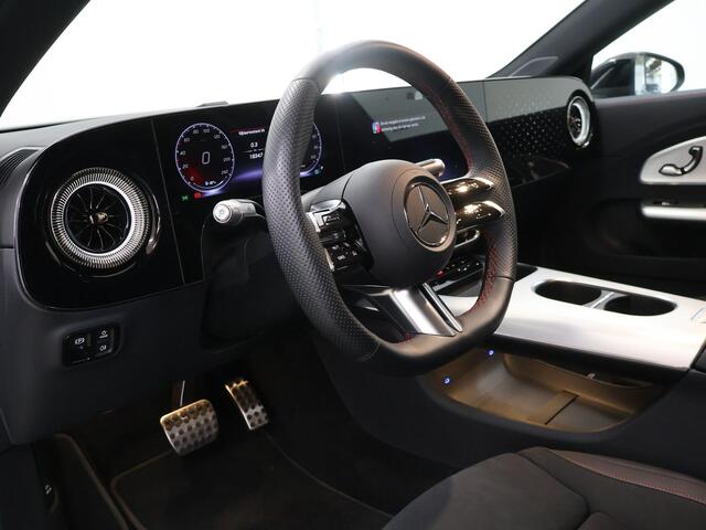Mercedes-Benz CLA-KLASSE 250+ Launch Edition 85.5 kWh | AMG | Night | Panoramadak | Stoelverwarming | DISTRONIC | Achteruitrijcamera | Dodehoekassistent |