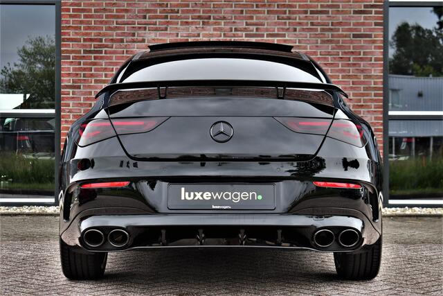 Mercedes-Benz CLA-KLASSE 220 AMG 45 Look Pano Night 19inch Sportuilaat