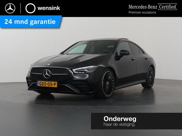 Mercedes-Benz CLA-KLASSE 180 Star Edition AMG Line | Night | Panoramadak | Keyless | 19" lichtmetalen velgen |