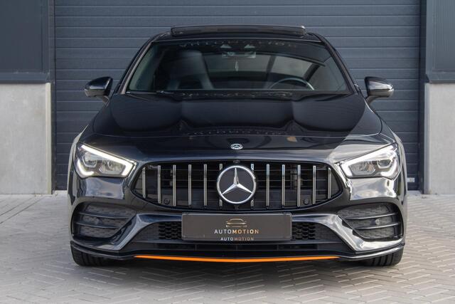 Mercedes-Benz CLA-KLASSE 200 Orangeart Edition AMG PANO 360 Stoelverwarming Alarmsysteem