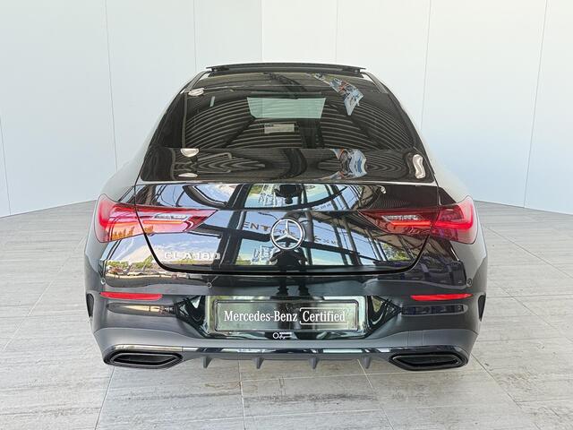 Mercedes-Benz CLA-KLASSE 180 Business Solution AMG | Panoramaschuifdak | AMG Line Plus | Head-up display | Nightpakket | 360° camera | Dodehoekassistent |
