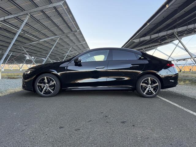 Mercedes-Benz CLA-KLASSE 250+ Launch Edition 85.5 kWh | Night | Panoramadak | Stoelverwarming | DISTRONIC | Achteruitrijcamera | Dodehoekassistent |