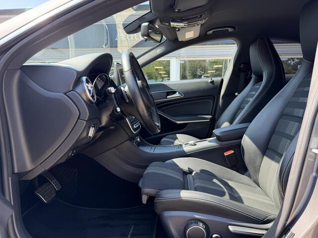 Mercedes-Benz CLA-KLASSE 180 Business Solution | Navi | Cruise | Camera | LED