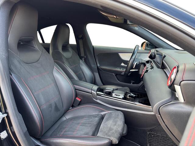Mercedes-Benz CLA-KLASSE 200 AMG ? LED ? Sfeer ? CarPlay