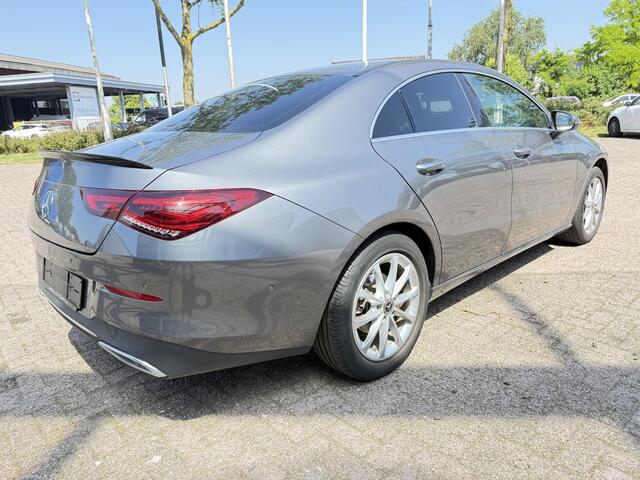 Mercedes-Benz CLA-KLASSE 180 Business Solution Essential , 55.666 KM, GROTE DIGITAAl DASHBOARD, DEALERONDERHOUDEN, HANDGESCHAKELD, ZEER VEEL OPTIE'S, LET OP !!! PRIJS IS EX BPM / EX BTW, BELGISCHE AUTO, AUTOPAS AANWEZIG