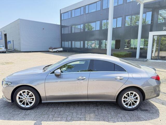 Mercedes-Benz CLA-KLASSE 180 Business Solution Essential , 55.666 KM, GROTE DIGITAAl DASHBOARD, DEALERONDERHOUDEN, HANDGESCHAKELD, ZEER VEEL OPTIE'S, LET OP !!! PRIJS IS EX BPM / EX BTW, BELGISCHE AUTO, AUTOPAS AANWEZIG