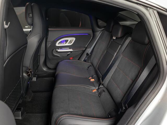 Mercedes-Benz CLA-KLASSE Coupé 180 Business Solution AMG Premium PLUS | Panorama dak