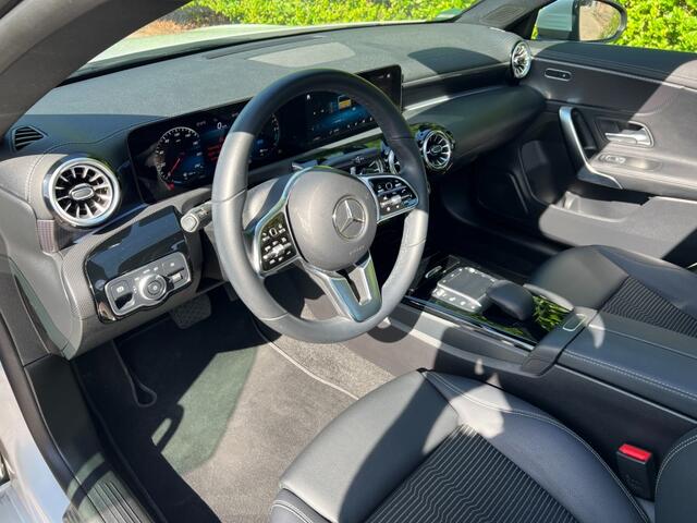 Mercedes-Benz CLA-KLASSE CLA 250e Luxury Panodak, Key-less go, DAB, Camera