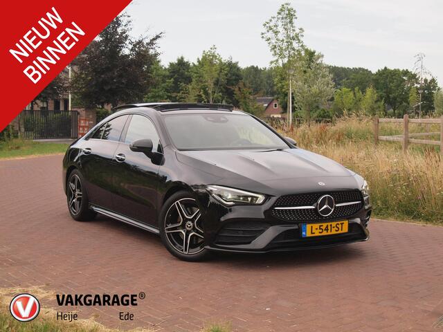 Mercedes-Benz CLA-KLASSE 200 Business Solution AMG | Panoramadak | Burmester | Camera | Apple Carplay | Sfeerverlichting |