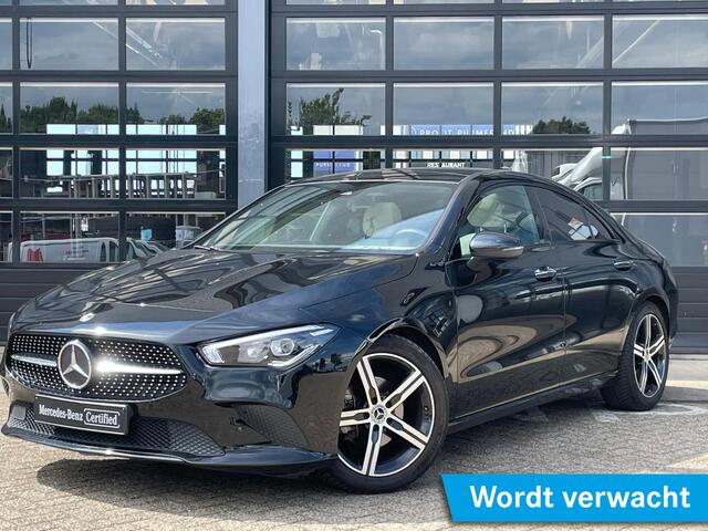 Mercedes-Benz CLA-KLASSE 180 Luxury Line Panoramadak