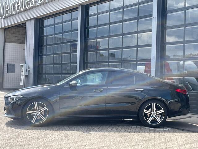 Mercedes-Benz CLA-KLASSE 180 Luxury Line Panoramadak