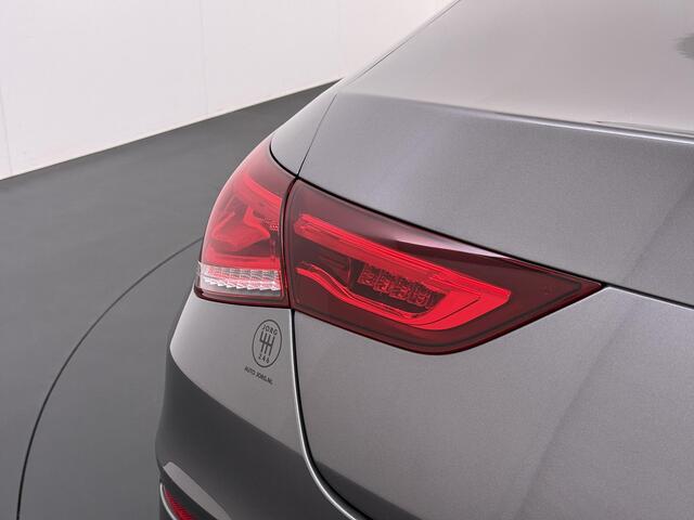 Mercedes-Benz CLA-KLASSE 250 4MATIC Premium Plus AMG | Pano | Leder | HUD | Burmester | Sfeerrverlichting