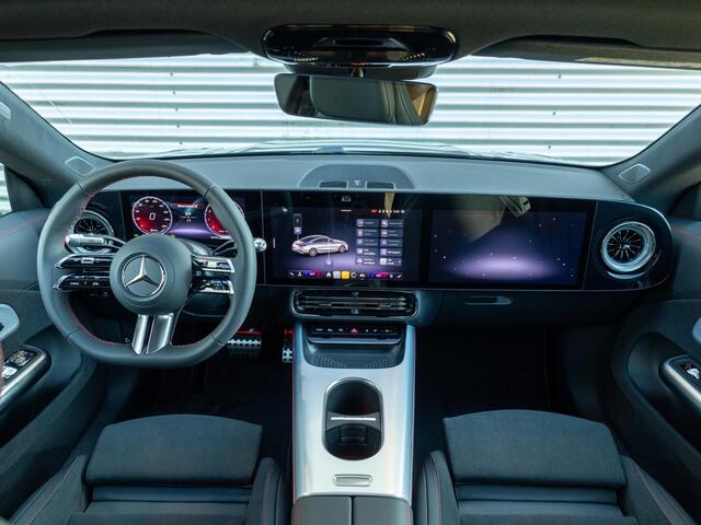 Mercedes-Benz CLA-KLASSE 180 Business Solution AMG Premium