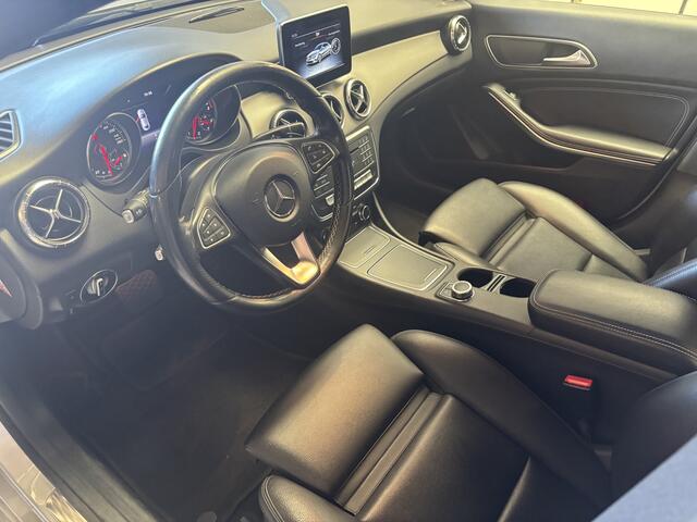 Mercedes-Benz CLA-KLASSE 180 Prestige Automaat 12 Maanden Bovag Garantie inclusief!