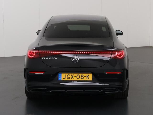 Mercedes-Benz CLA-KLASSE 250+ Launch Edition 85.5 kWh | Panoramadak | AMG-styling | Adaptieve cruisecontrol | Nightpakket |