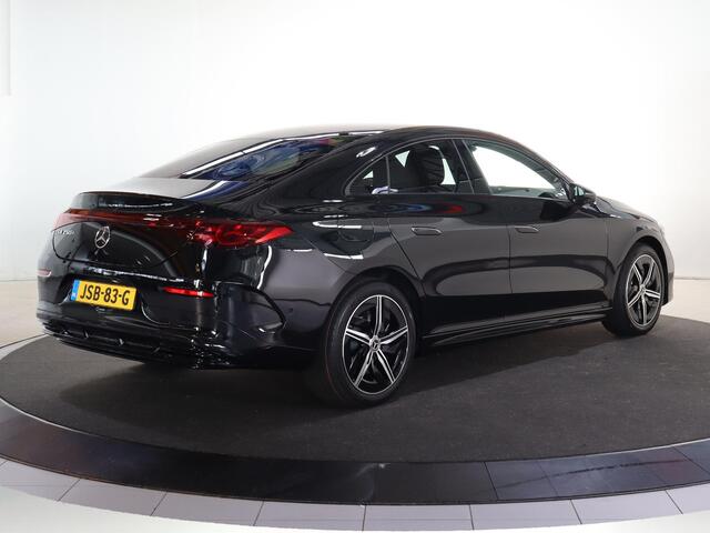 Mercedes-Benz CLA-KLASSE 250+ Launch Edition 85.5 kWh | Night | Panoramadak | Stoelverwarming | DISTRONIC | Achteruitrijcamera | Dodehoekassistent |