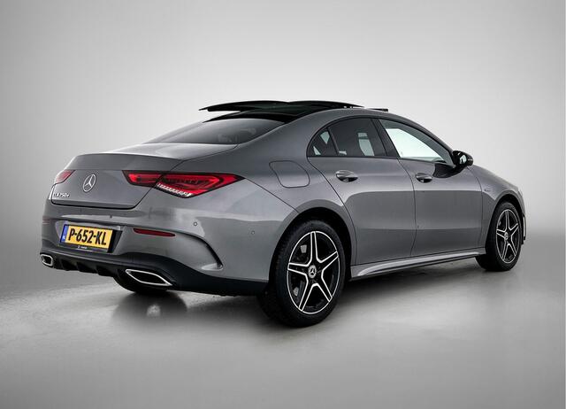 Mercedes-Benz CLA-KLASSE 250 e AMG Plug-In Hybride AMG Line | Night Pakket | Panorama Schuif-Kanteldak. Inclusief 24 maanden Mercedes-Benz Certified garantie voor Europa.