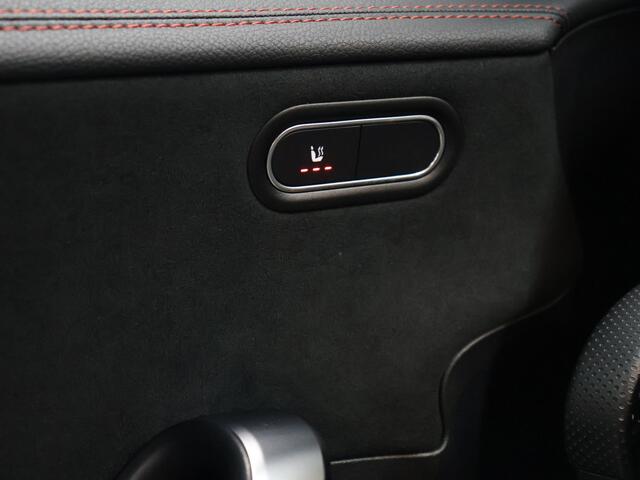 Mercedes-Benz CLA-KLASSE 250 e Premium Plus AMG-Line [TREKHAAK UITKLAPBAAR, SCHUIFKANTELDAK, APPLE CARPLAY, ANDROID, STOELVERWARMING, CAMERA, PDC V+A, CRUISE, CLIMATE, NIEUWSTAAT]