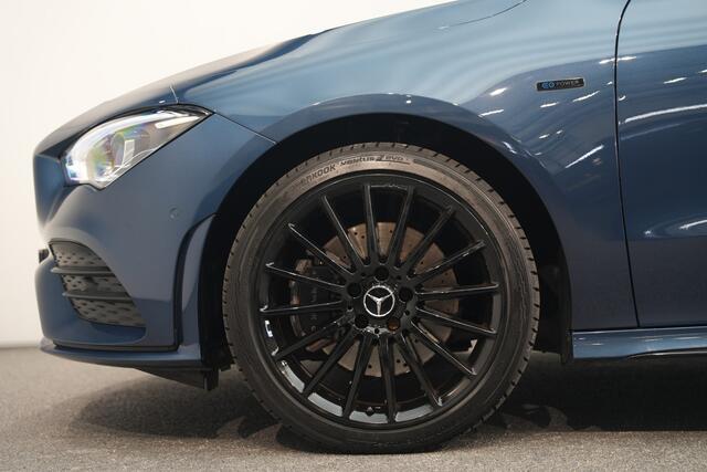 Mercedes-Benz CLA-KLASSE 250 e Coupé AMG ? 19" AMG ? HEAD-UP ? PANO ? NIGHT ? 360 CAM ? MEMORY