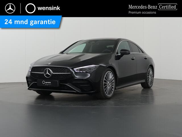 Mercedes-Benz CLA-KLASSE 180 Business Solution AMG | Panoramadak | Burmester | Rijassistentiepakket | Trekhaak | 360 camera | Sfeerverlichting | Stoel/stuurverwarming |