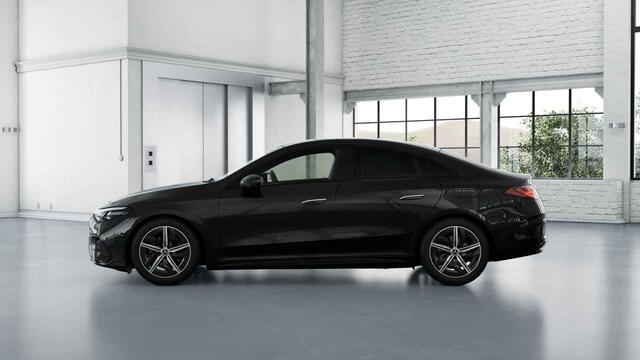 Mercedes-Benz CLA-KLASSE 180 Business Solution AMG | Sportstoelen | Trekhaak | Stoelverwarming |