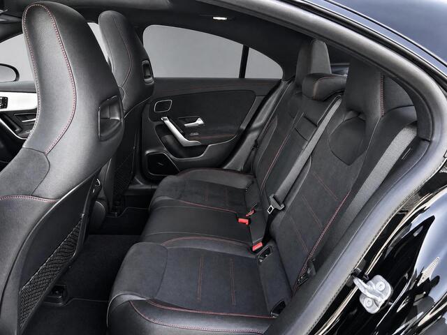 Mercedes-Benz CLA-KLASSE 250 e Star Edition AMG Line