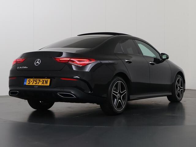 Mercedes-Benz CLA-KLASSE 250 e Premium Plus | AMG | Night | Panoramadak | Headup | Memory | Sfeerverlichting | Keyless |