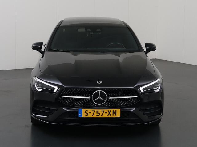 Mercedes-Benz CLA-KLASSE 250 e Premium Plus | AMG | Night | Panoramadak | Headup | Memory | Sfeerverlichting | Keyless |