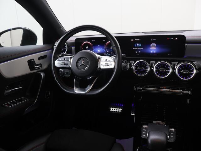 Mercedes-Benz CLA-KLASSE 250 e Premium Plus | AMG | Night | Panoramadak | Headup | Memory | Sfeerverlichting | Keyless |