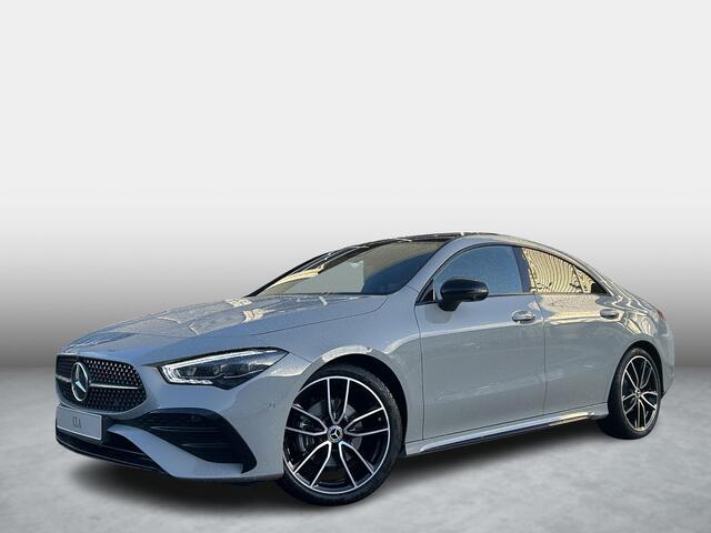 Mercedes-Benz CLA-KLASSE 180 Business Solution AMG | AMG Plus Pakket | Night Pakket | Panoramadak | 360° Camera | Dodehoekassistent | Head-up Display | MULTIBEAM LED Koplampen | Advanced Sound System | Elektrisch Verstelbare Stoelen + Memory | Stoelverwarming | Sfeerverlichting | Apple CarPlay | Android Auto