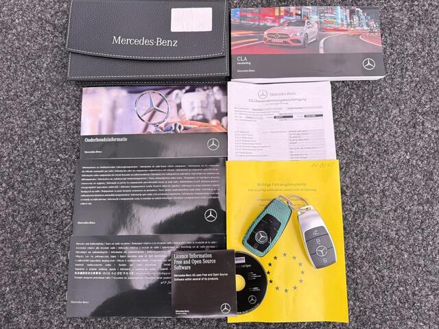 Mercedes-Benz CLA-KLASSE 180 Business Solution AMG AMG Line | Night Pakket | Panorama Schuif-Kanteldak | Memory Voorstoelen. Inclusief 24 maanden MB Certified garantie voor Europa.