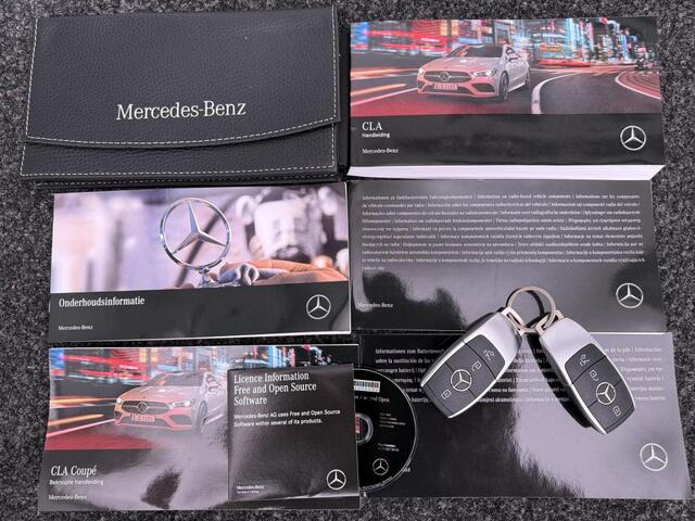 Mercedes-Benz CLA-KLASSE 200 Business Solution AMG AMG Line | Night Pakket | Panorama Schuif-Kanteldak | Parkeerpakket met achteruitrijcamera | Stoelverwarming | Sfeerverlichting. Inclusief 24 maanden MB Certified garantie voor Europa