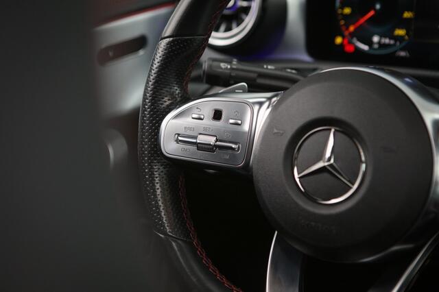 Mercedes-Benz CLA-KLASSE 200 Bus. Sol. AMG | Pano | Sfeerverlichting |