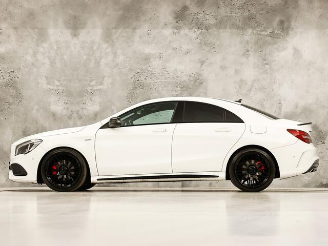 Mercedes-Benz CLA-KLASSE 180 AMG Sport Automaat (GROOT NAVI, GETINT GLAS, STOELVERWARMING, DIAMOND GRILL, SPORTSTOELEN, LEDER, ZWART HEMEL, NIEUWSTAAT)