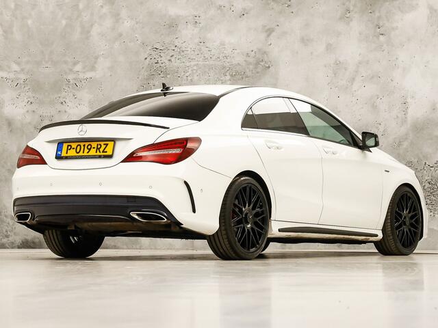 Mercedes-Benz CLA-KLASSE 180 AMG Sport Automaat (GROOT NAVI, GETINT GLAS, STOELVERWARMING, DIAMOND GRILL, SPORTSTOELEN, LEDER, ZWART HEMEL, NIEUWSTAAT)