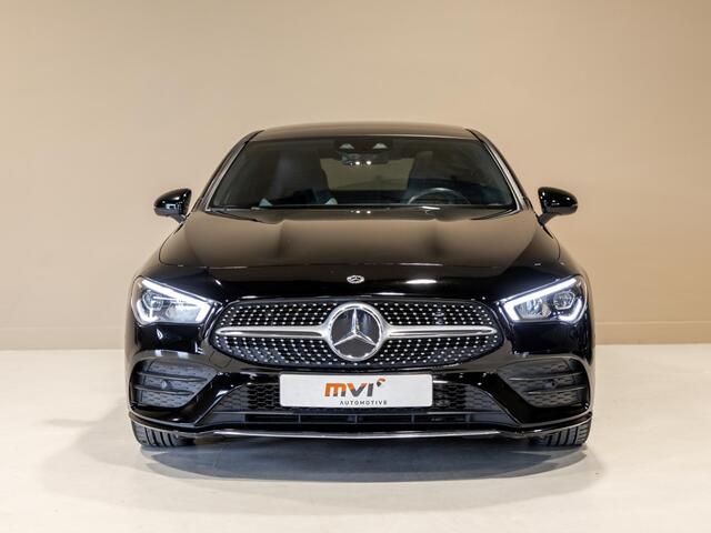 Mercedes-Benz CLA-KLASSE 180 AMG Line Premium Plus / 136pk / Panorama dak / Stoelverwarming / Leder /