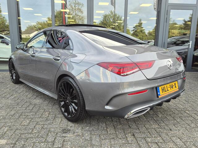 Mercedes-Benz CLA-KLASSE 180 Business Solution AMG | Panoramadak | Navigatie | AMG Pakket |