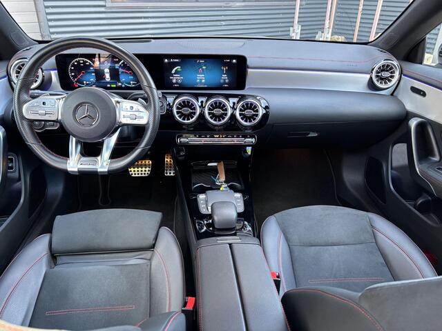 Mercedes-Benz CLA-KLASSE 250 e AMG Line Premium Plus Pack, Panoramadak + NL-Auto!