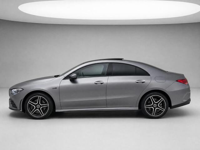 Mercedes-Benz CLA-KLASSE 250 e Business Solution AMG Limited | Panoramadak | Memory Stoelen | Cruise Control