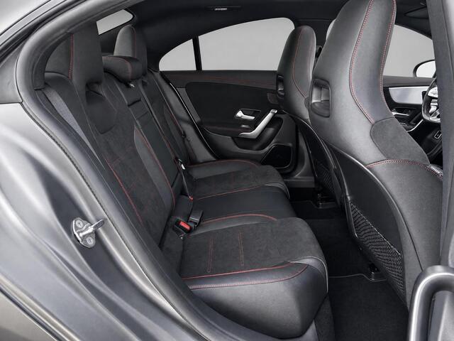 Mercedes-Benz CLA-KLASSE 250 e Business Solution AMG Limited | Panoramadak | Memory Stoelen | Cruise Control