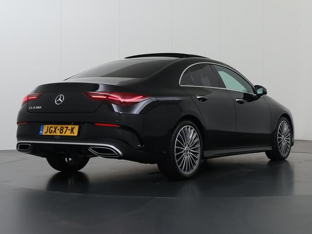 Mercedes-Benz CLA-KLASSE 180 Business Solution AMG | Panoramadak | Burmester | Rijassistentiepakket | Trekhaak | 360 camera | Sfeerverlichting | Stoel/stuurverwarming |