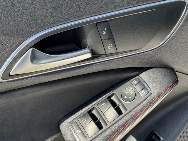 Mercedes-Benz CLA-KLASSE 180 Ambition NL-AUTO | AMG | SPORT STOELEN