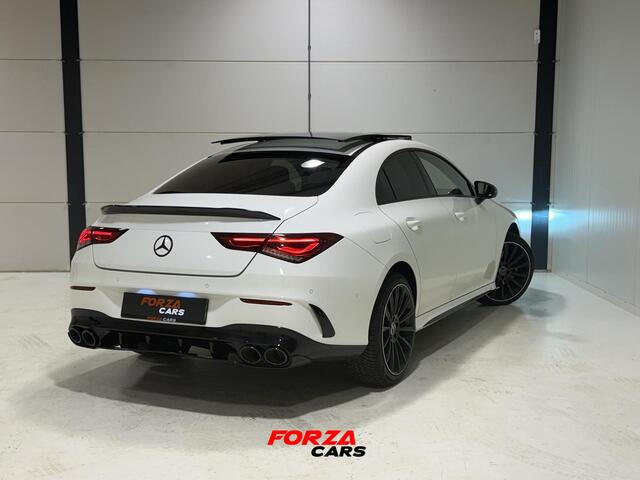 Mercedes-Benz CLA-KLASSE 250 e AMG PANO | CAM | Sfeer